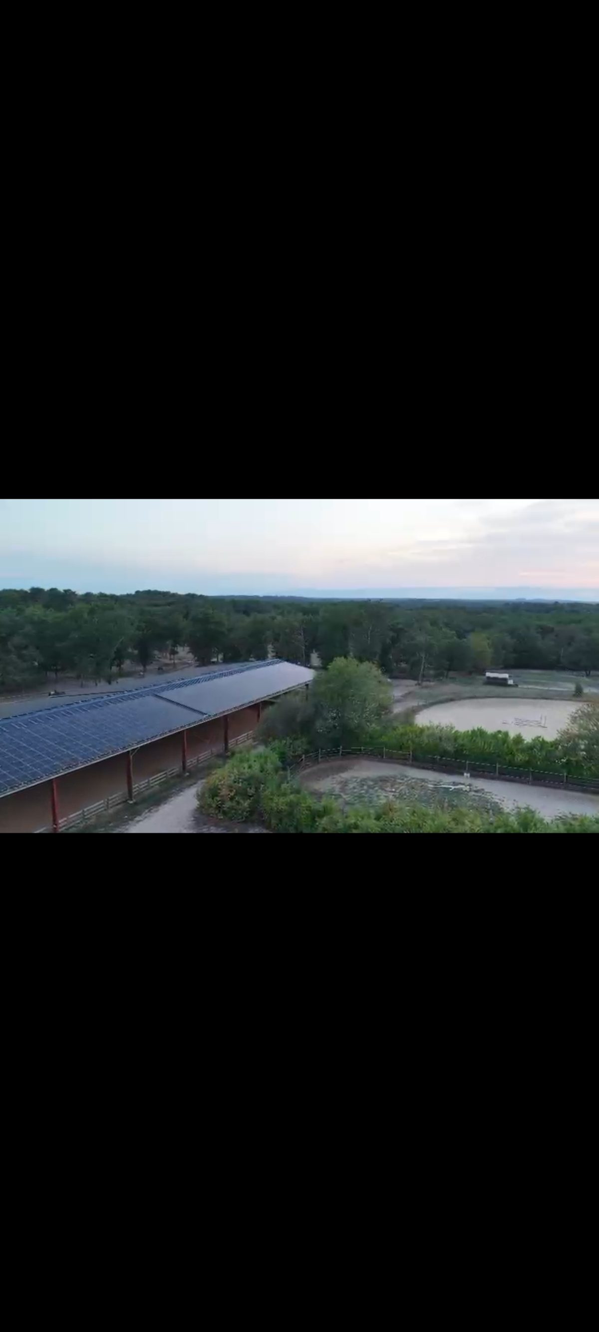 Écurie les 4 vents — Montpon-Ménestérol